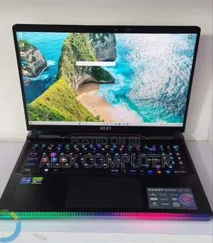 New Laptop MSI Raider GE68HX 13VI-202US 32GB Intel Core i9 SSD 1T
