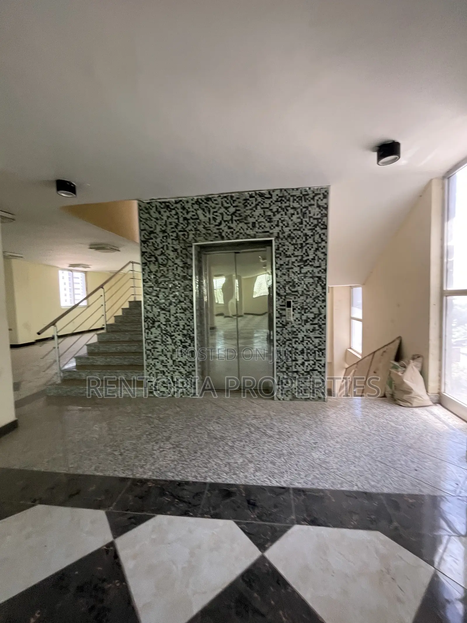Club for Rent! 600sqm Full Floor