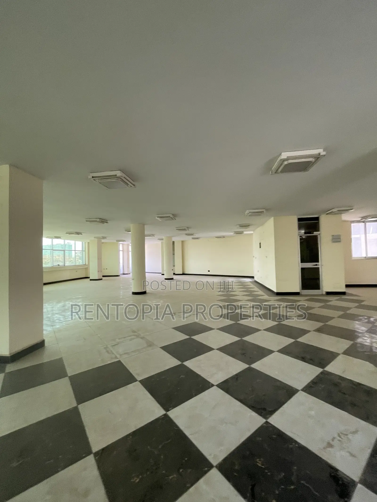 Club for Rent! 600sqm Full Floor
