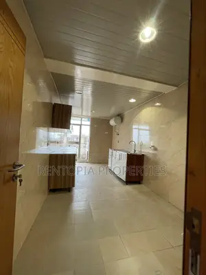 4bdrm Apartment in Yeka for rent