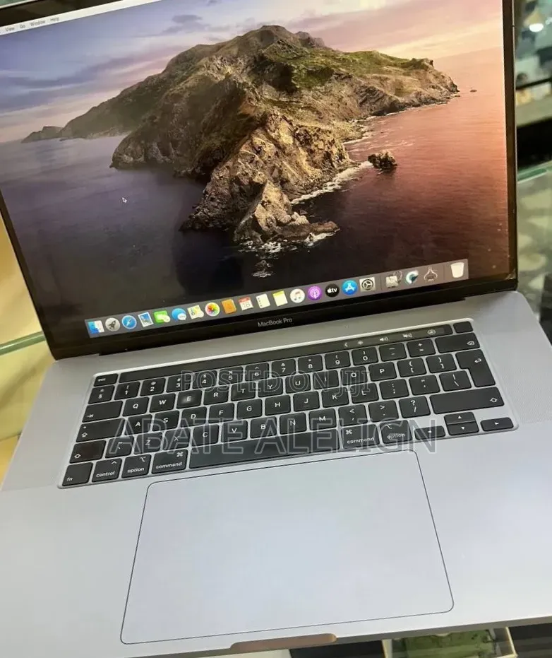New Laptop Apple MacBook Pro 2019 32GB Intel Core i9 SSD 2T