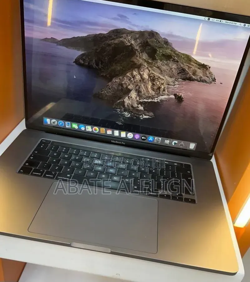 New Laptop Apple MacBook Pro 2019 32GB Intel Core i9 SSD 2T