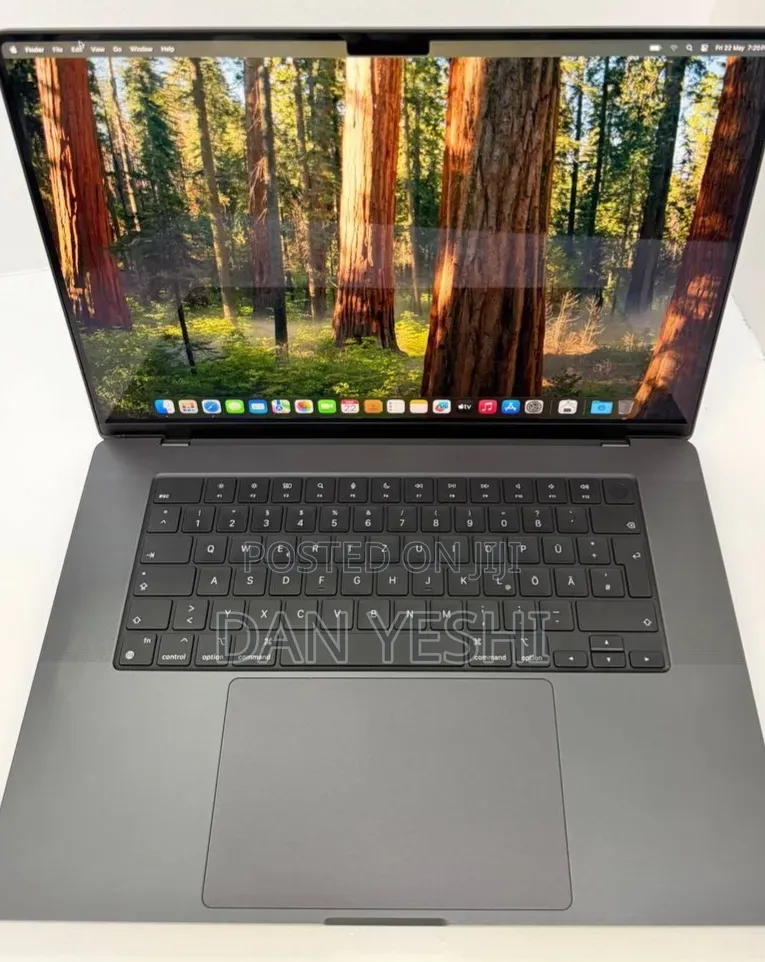 New Laptop Apple MacBook Pro 18GB Apple M3 Pro SSD 512GB