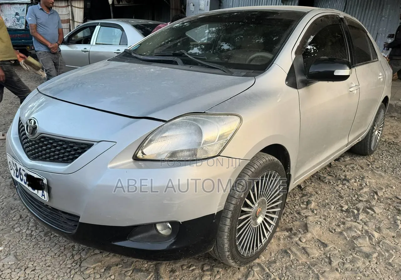 Toyota Yaris 1.0 VVT-i 2008 Silver
