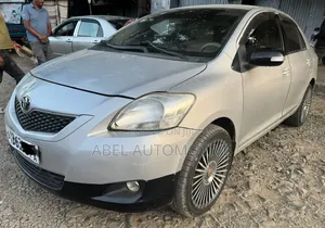 Toyota Yaris 1.0 VVT-i 2008 Silver