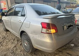 Toyota Yaris 1.0 VVT-i 2008 Silver