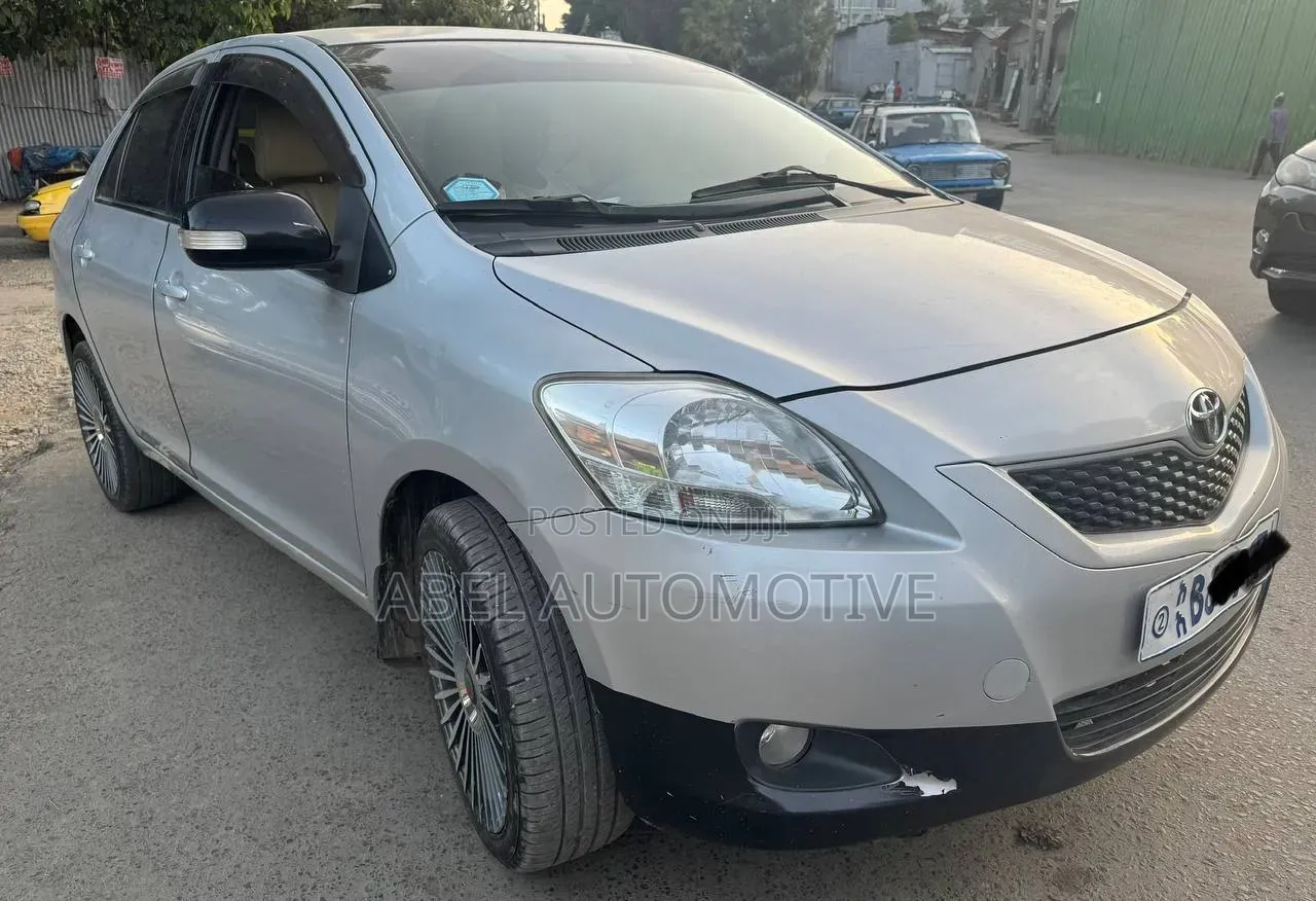 Toyota Yaris 1.0 VVT-i 2008 Silver
