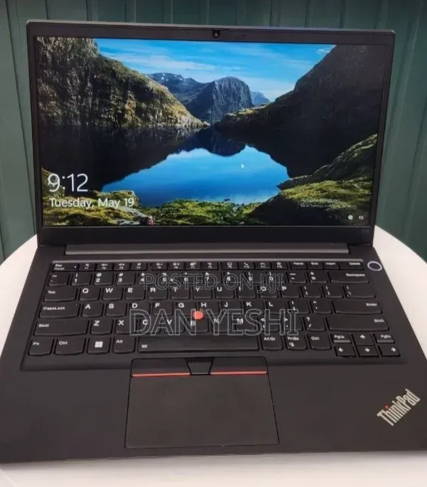 New Laptop Lenovo ThinkPad E14 Gen 4 16GB Intel Core i7 SSD 512GB