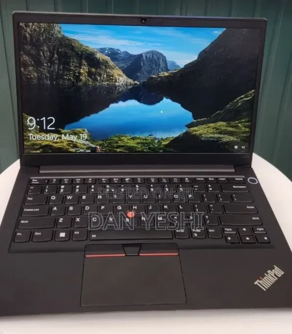 New Laptop Lenovo ThinkPad E14 Gen 4 16GB Intel Core i7 SSD 512GB