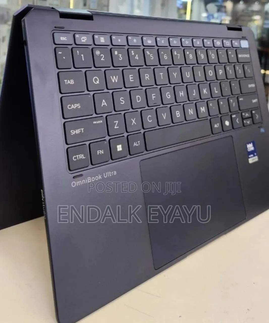 New Laptop HP OmniBook Ultra Flip 14" 32GB Intel Core Ultra 7 SSD 1T