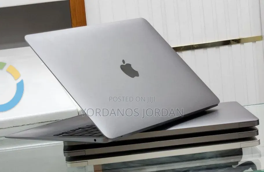 New Laptop Apple MacBook Air 2020 M1 8GB Apple M1 SSD 256GB