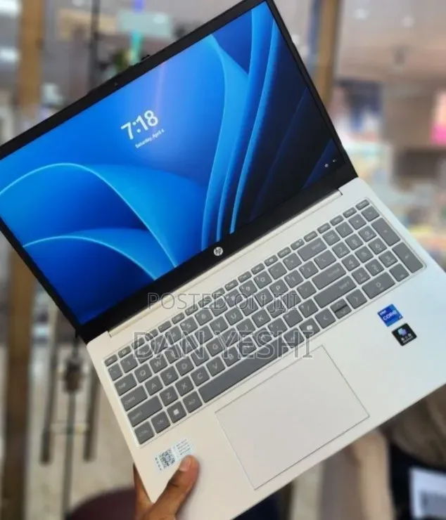 New Laptop HP Stream Notebook 16GB Intel Core i7 SSD 512GB