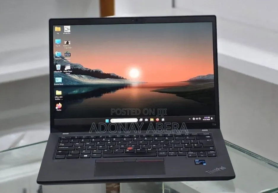 New Laptop Lenovo ThinkPad T14 16GB Intel Core i7 SSD 256GB