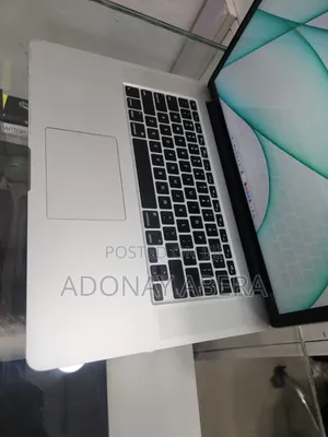 New Laptop Apple MacBook Pro 2015 16GB Intel Core i7 SSD 512GB