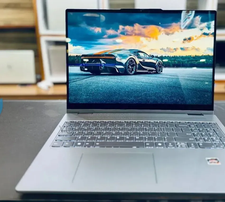 New Laptop Lenovo Yoga 7i 16GB AMD Ryzen 7 SSD 512GB