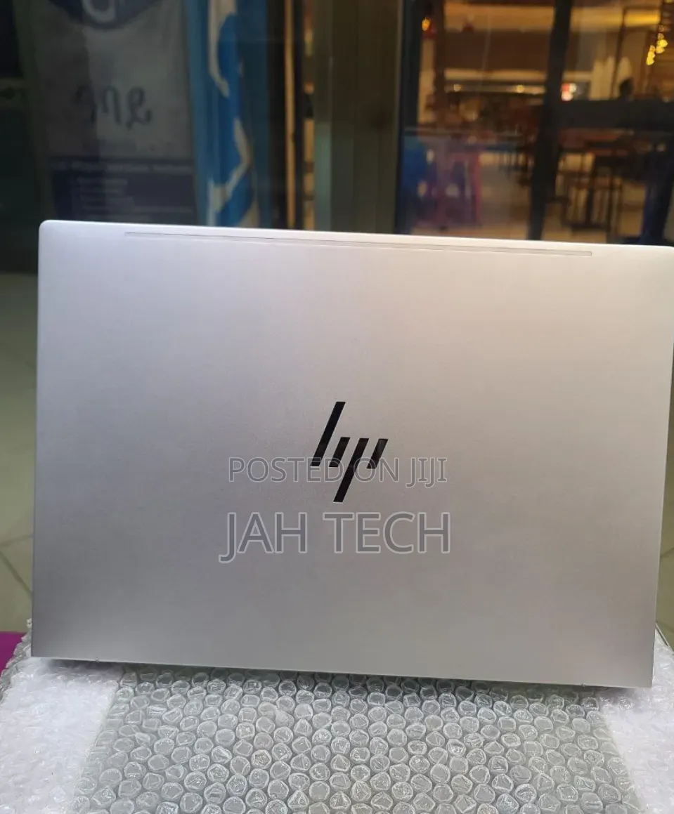 New Laptop HP EliteBook 640 G11 16GB Intel Core Ultra 7 SSD 512GB
