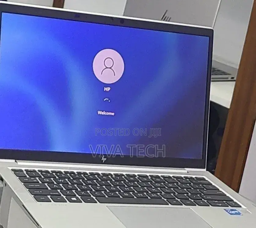 New Laptop HP EliteBook 840 G8 8GB Intel Core i5 SSD 512GB