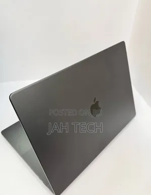 New Apple MacBook Pro 2023 M3 Pro 16-inch 18GB Apple M3 Pro SSD 512GB