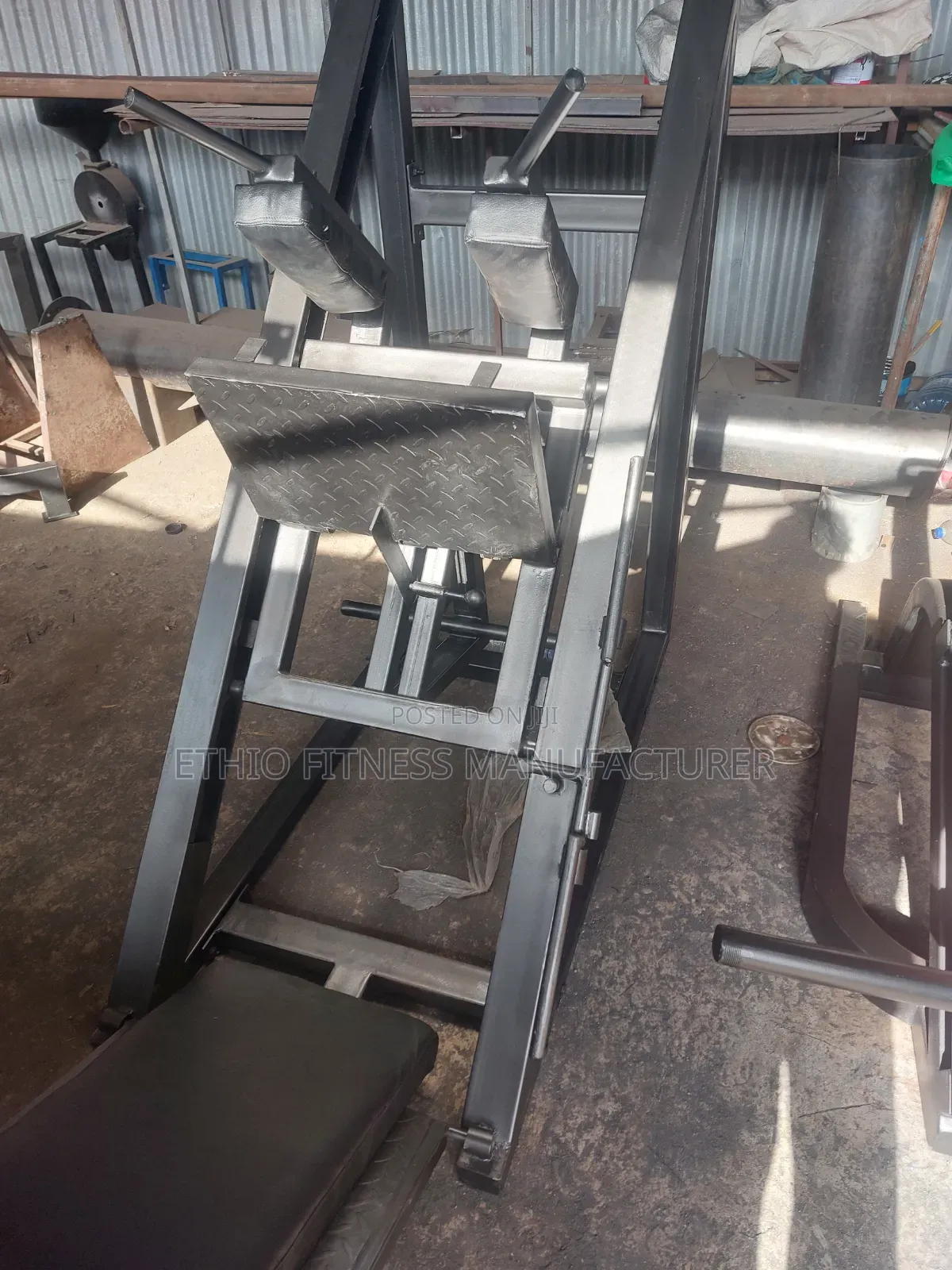 Leg Perss የእግር ማሽን