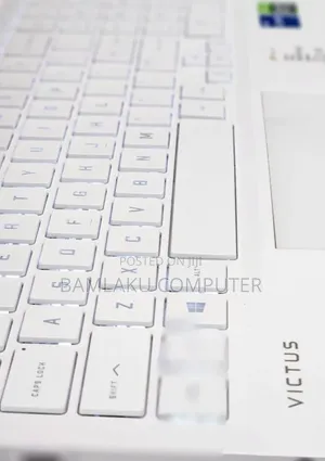 New Laptop HP Victus 16 16GB Intel Core i7 SSD 512GB