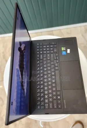 New Laptop HP Omen 16 16GB Intel Core i7 SSD 512GB