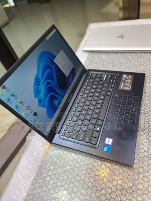 New Laptop Asus 16GB Intel Core i5 SSD 512GB