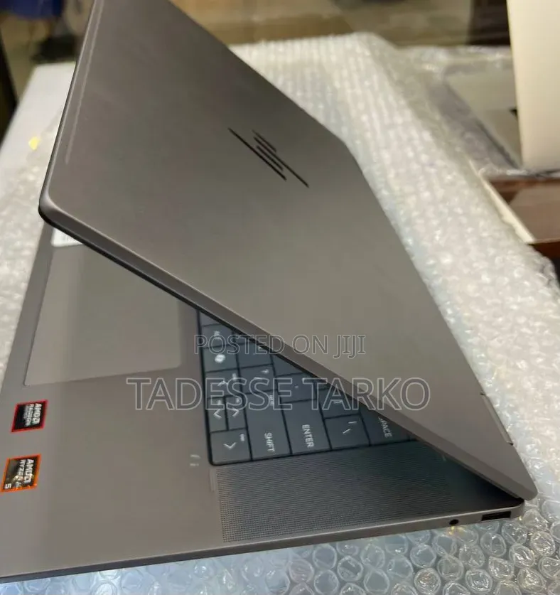 New Laptop HP OmniBook X Flip 16" 16GB AMD Ryzen 5 SSD 512GB