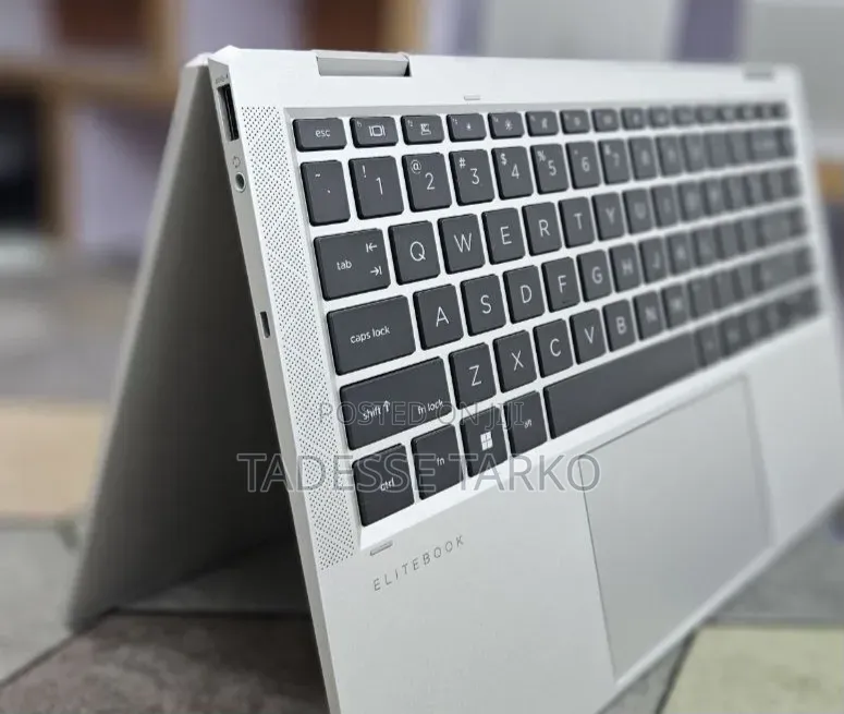 New Laptop HP EliteBook 1040 G8 32GB Intel Core i7 SSD 512GB