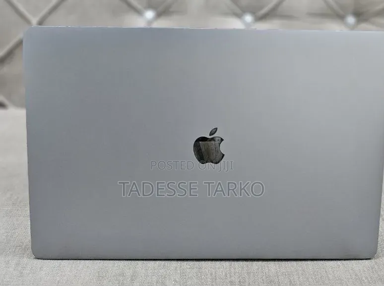 New Laptop Apple MacBook Pro 2019 32GB Intel Core i9 SSD 1T