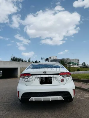Toyota Corolla 2023 White