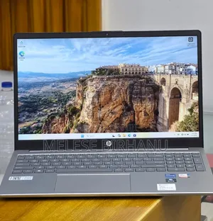 New Laptop HP Stream Notebook 16GB Intel Core i7 SSD 1T
