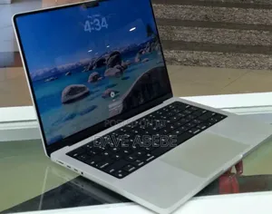 New Laptop Apple MacBook Pro M1 16GB Apple M1 Pro SSD 512GB
