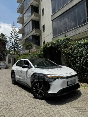 Toyota bZ4X 2022 White