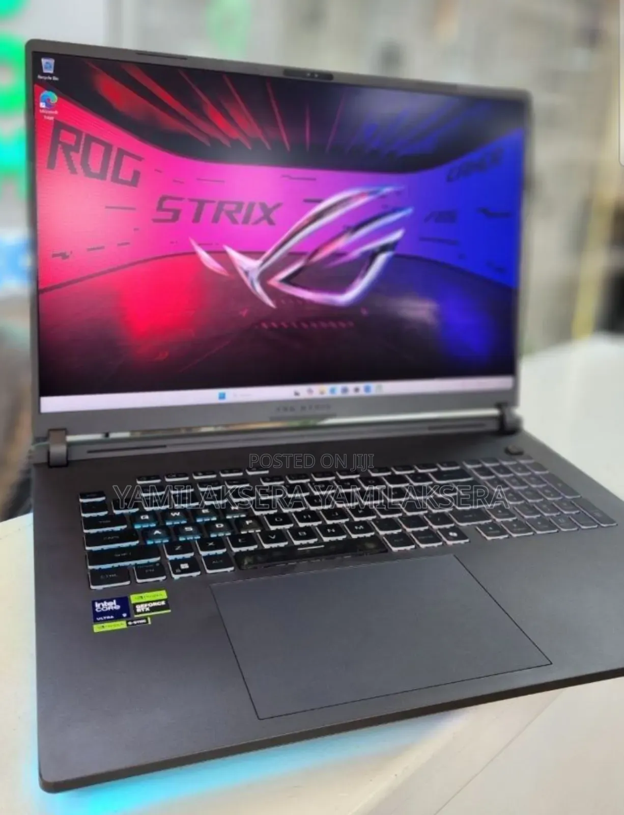 New Laptop Asus ROG Strix G17 32GB Intel Core Ultra 9 SSD 2T