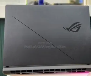 New Laptop Asus ROG Strix G17 32GB Intel Core Ultra 9 SSD 2T