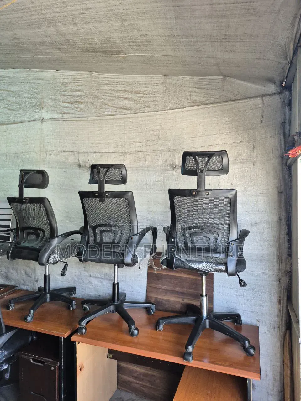 Office Chair | Comfortable Rotating Managerial Wenber የቢሮ ወንፊት ወንበር