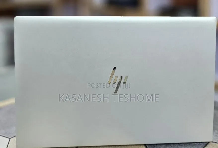 New Laptop HP EliteBook 845 G8 16GB AMD Ryzen 5 SSD 512GB