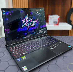 New Laptop Acer Predator Helios 16 32GB Intel Core Ultra 9 SSD 1T