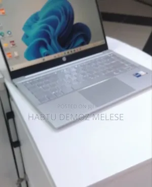 New Laptop HP Pavilion 13 X360 16GB Intel Core i5 SSD 512GB