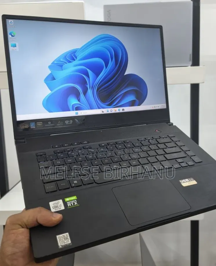 New Laptop Asus ROG Zephyrus G16 16GB Intel Core i7 SSD 1T