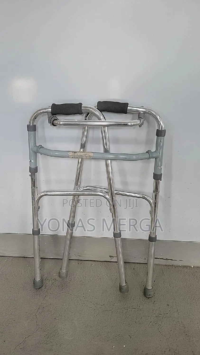 Medical Walker/Frame easily From Each Side Inwards, and Comes
