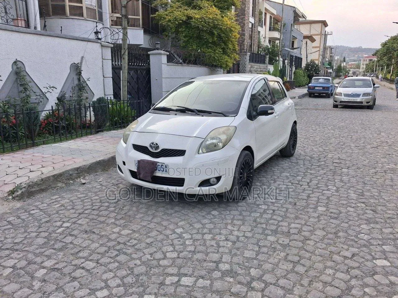 Toyota Yaris 2010 White