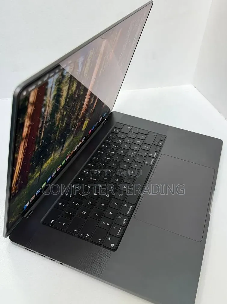 New Apple MacBook Pro 2023 M3 Pro 16-inch 18GB Apple M3 SSD 512GB