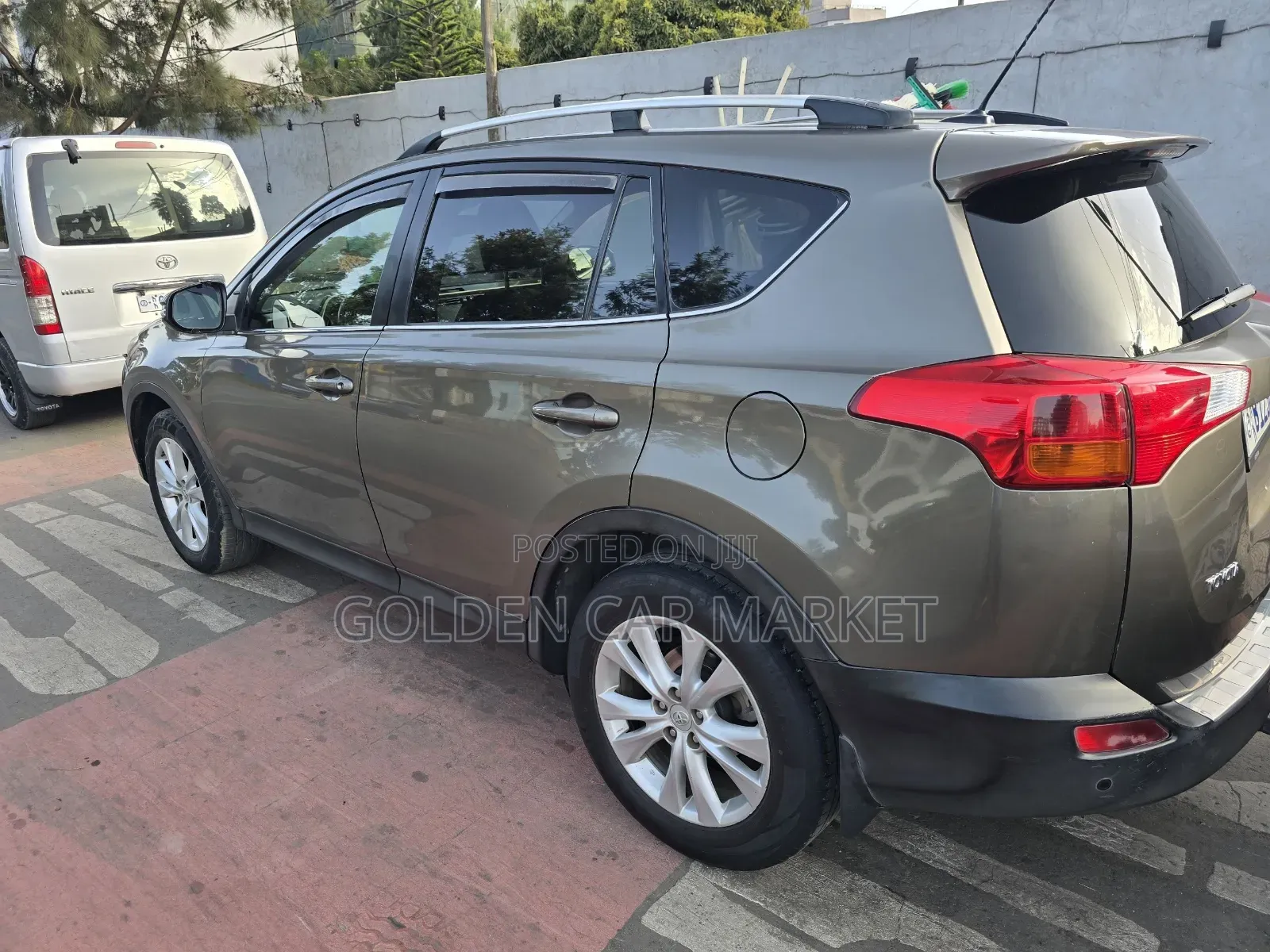 Toyota RAV4 2015 Gray