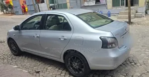Toyota Yaris 1.3 VVT-i 2007 Silver