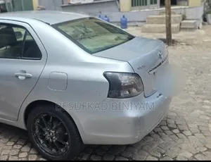 Toyota Yaris 1.3 VVT-i 2007 Silver
