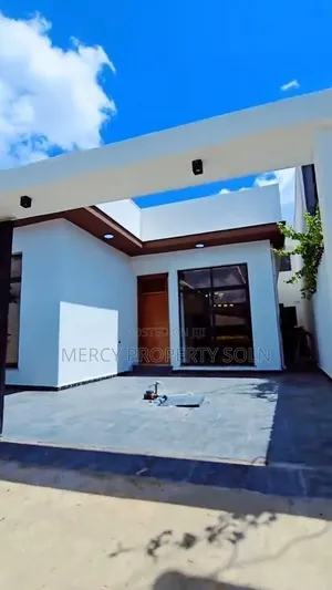 5bdrm Villa in Bole for sale