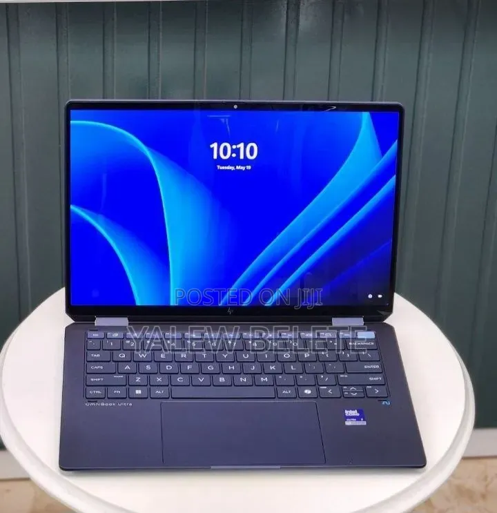 New Laptop HP OmniBook Ultra Flip 14" 32GB Intel Core Ultra 7 SSD 1T