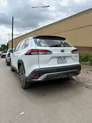 Toyota Frontlander 2024 White