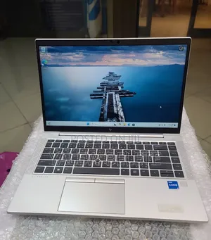 New Laptop HP EliteBook 840 G8 16GB Intel Core i5 SSD 512GB